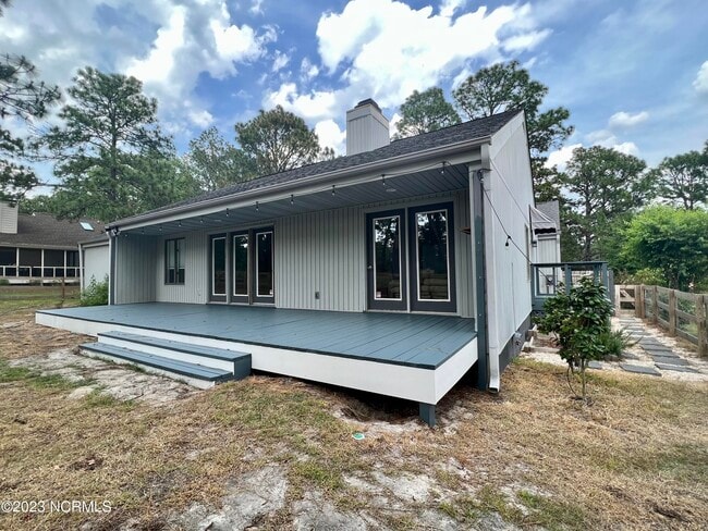 Building Photo - 440 Central Dr