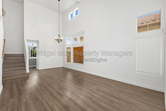 Building Photo - 953 Gallery Dr