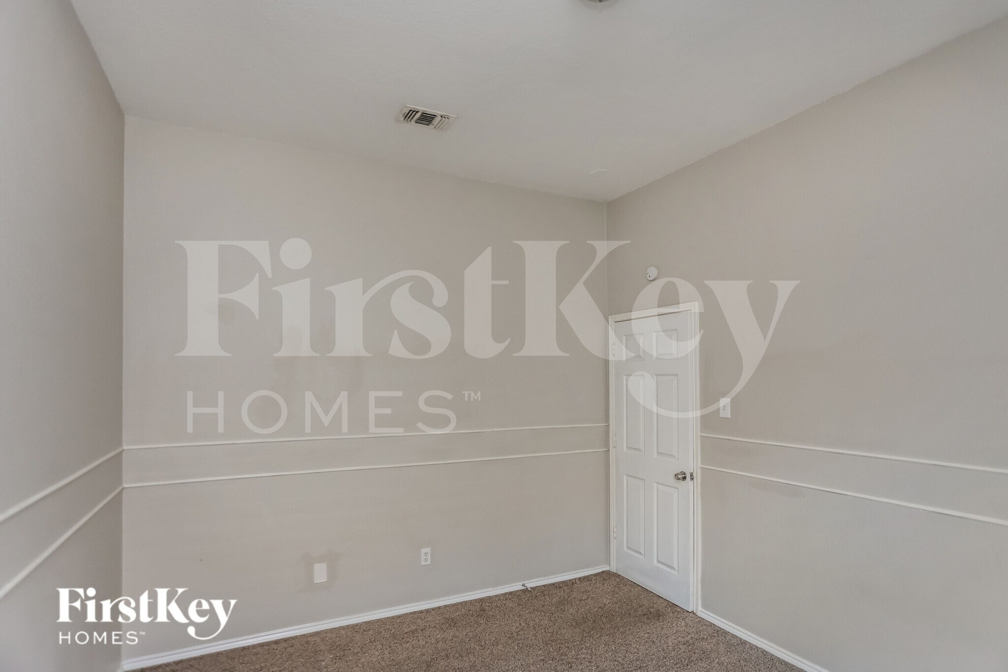 Building Photo - 635 St Eric Dr