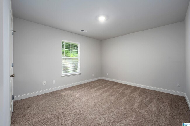 Building Photo - 109 Pure Leaf Dr