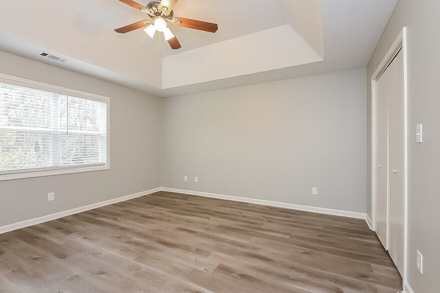 Building Photo - 1260 Rocky Rd