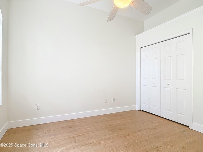 Building Photo - 1184 Athlone Way