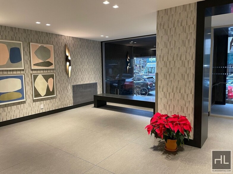 Building Photo - East 89th STREET