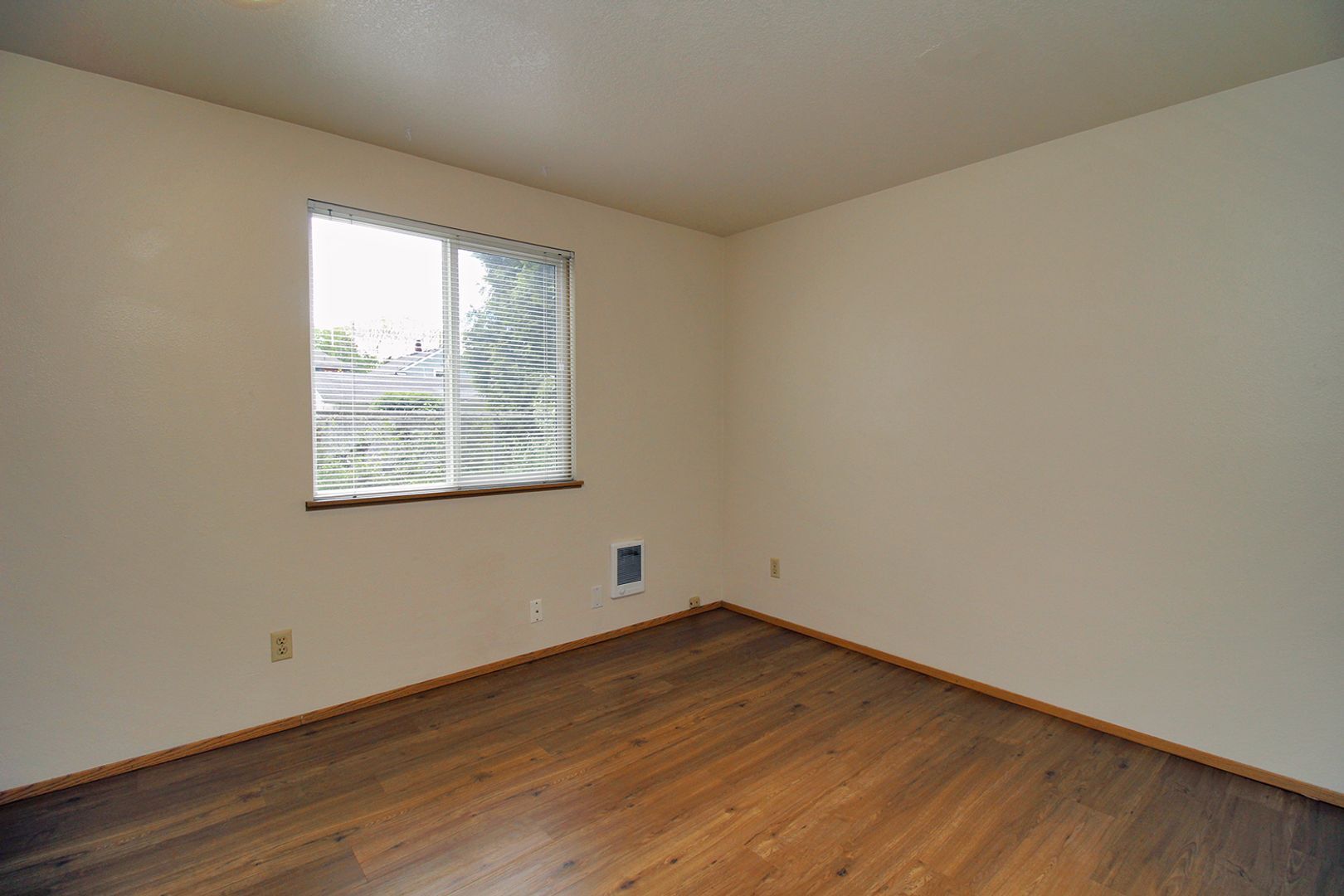 Building Photo - 548 NE Tillamook St