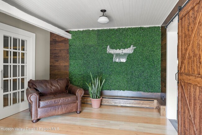 Building Photo - 1977 NY-295