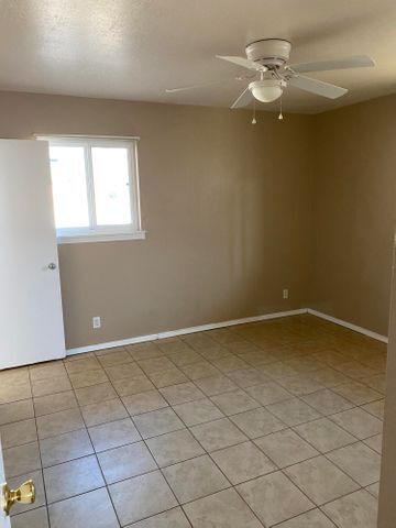 Building Photo - 9402 Montgomery Dr