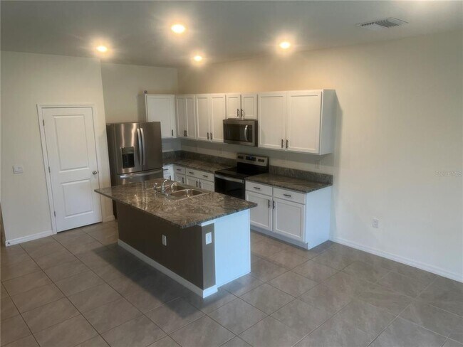 Building Photo - 34355 Sorrel Mint Dr