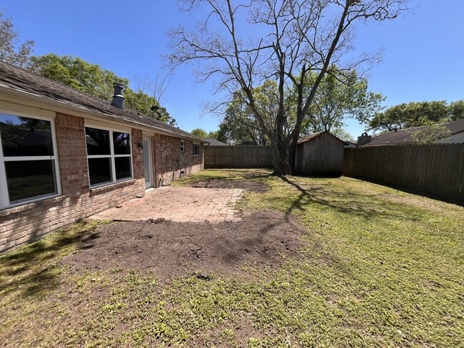 Building Photo - 16450 Hibiscus Ln