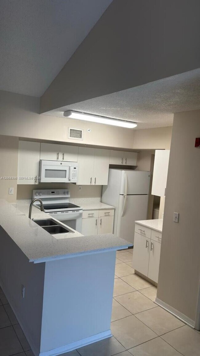 Building Photo - 2600 S University Dr
