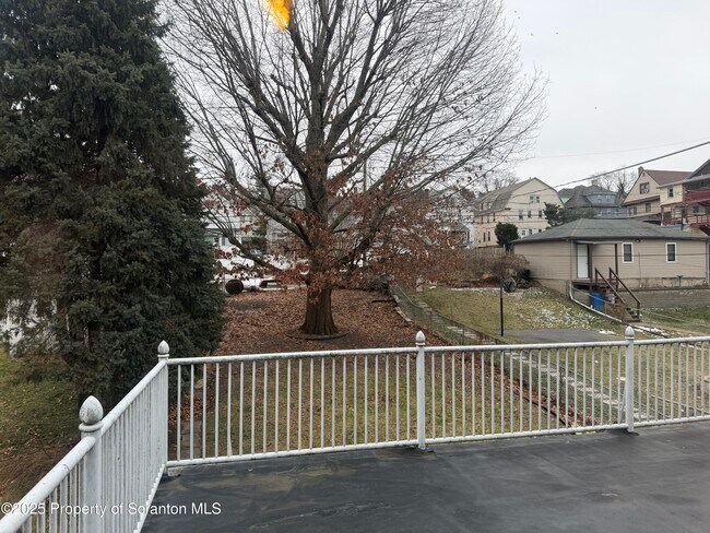 Building Photo - 1018 Madison Ave