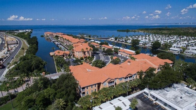 Building Photo - 5000 Culbreath Key Way