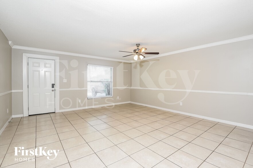 Building Photo - 3105 Barna Ave