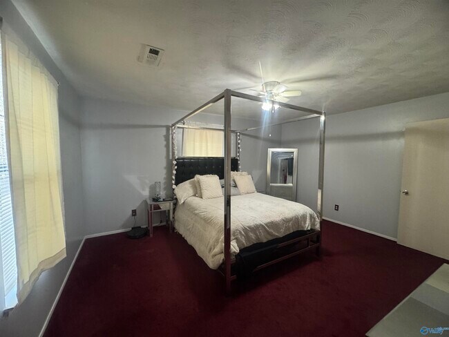 Building Photo - 117 Water Oak Ct