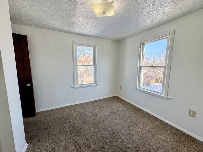 Building Photo - 2709 Abbott Pl NW