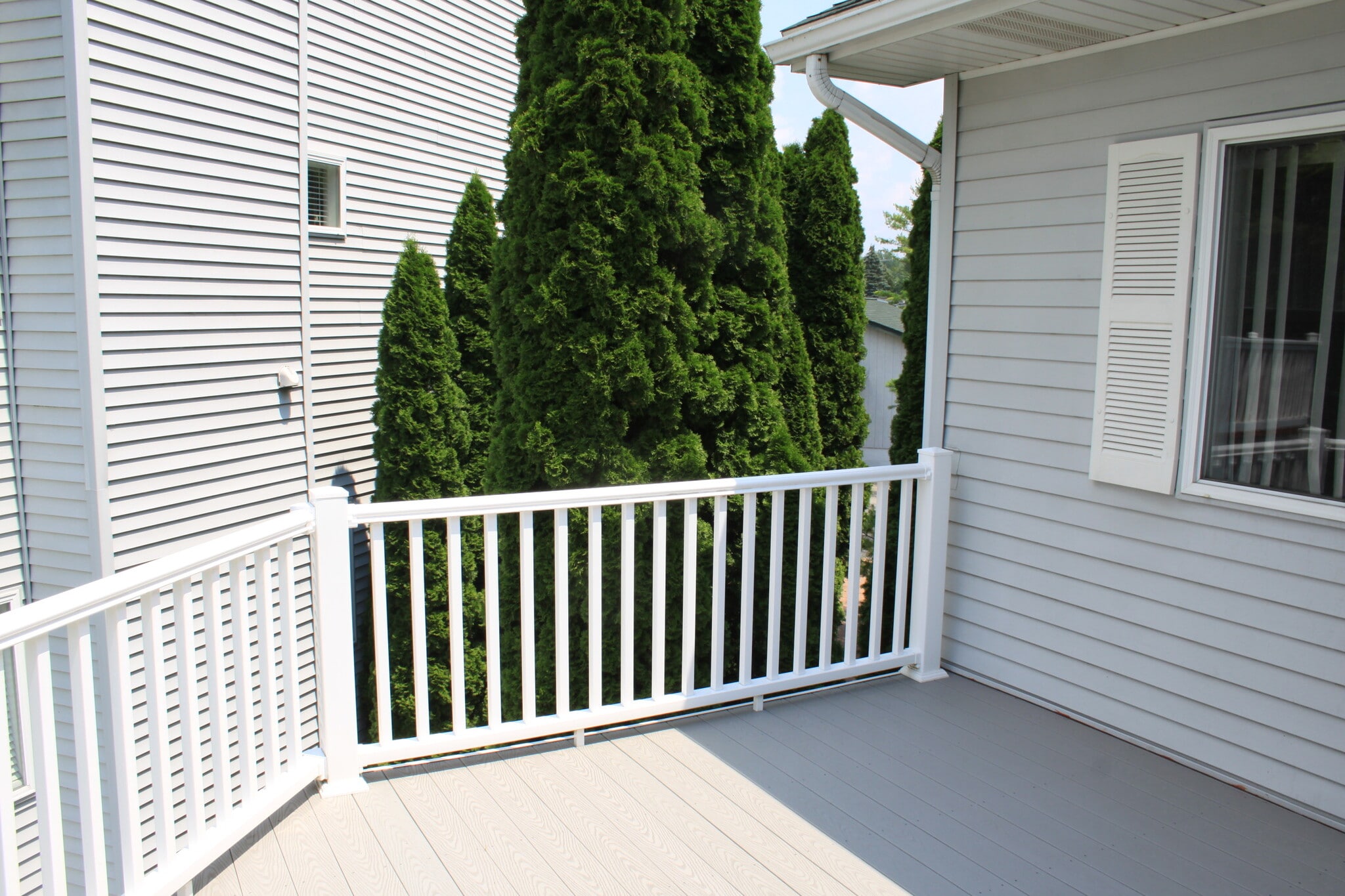 Deck - 15920 Short St