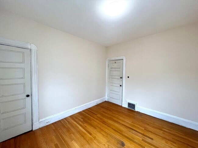 Building Photo - 88 Partridge Ave