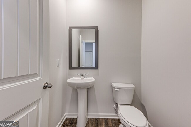 Building Photo - 3154 Ellenton Dr