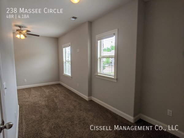 Building Photo - 238 Massee Cir