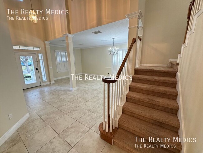 Building Photo - 2737 Scarborough Dr