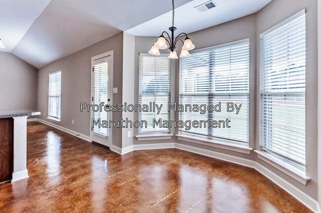 Building Photo - 8713 Smith Ranch Dr