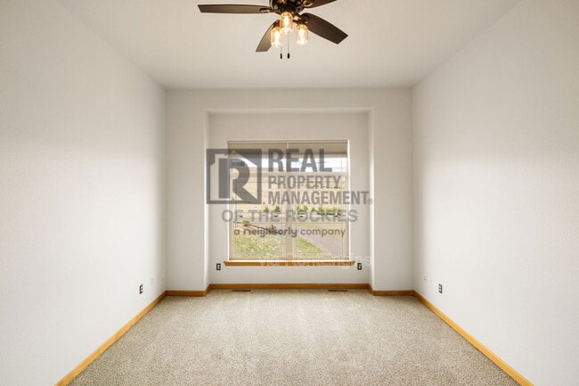 Building Photo - 3348 Hales Ranch Rd