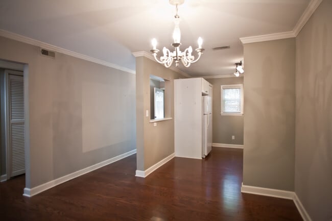 Building Photo - Two Bedroom Condo at The Retreat