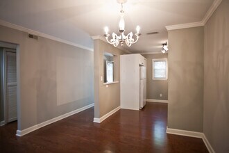 Building Photo - Two Bedroom Condo at The Retreat