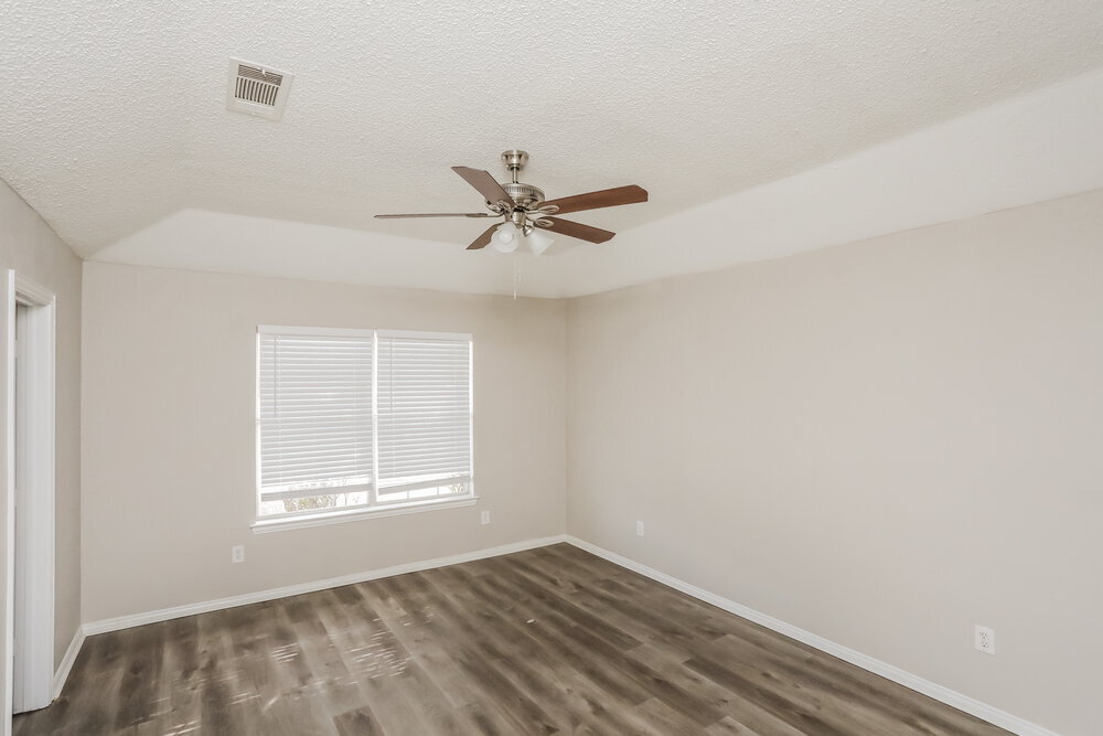 Building Photo - 1809 Clayton Dr