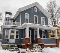 Building Photo - 642 Cherry St SE