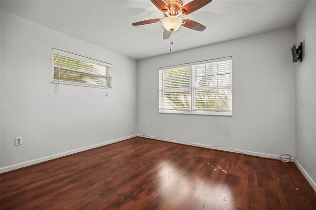 Building Photo - 11655 3rd St E