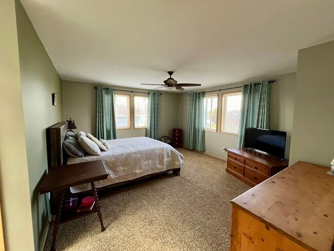 Building Photo - 3 Bd., 2 Ba., in Birch Bay Sea Links Gated Community