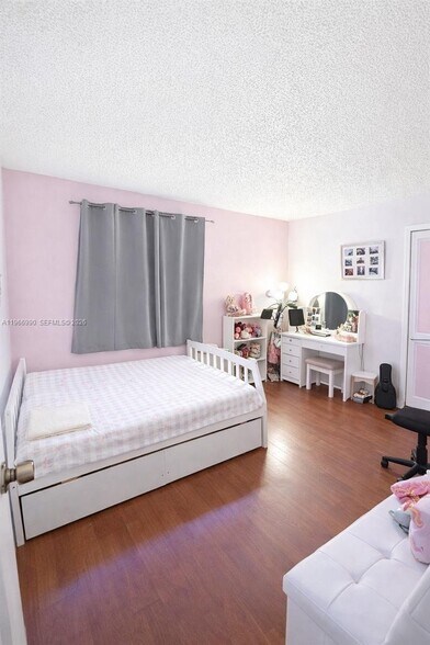 Building Photo - 8460 SW 154th Circle Ct