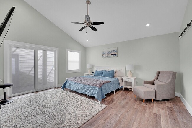 Building Photo - 600 Xanadu Pl