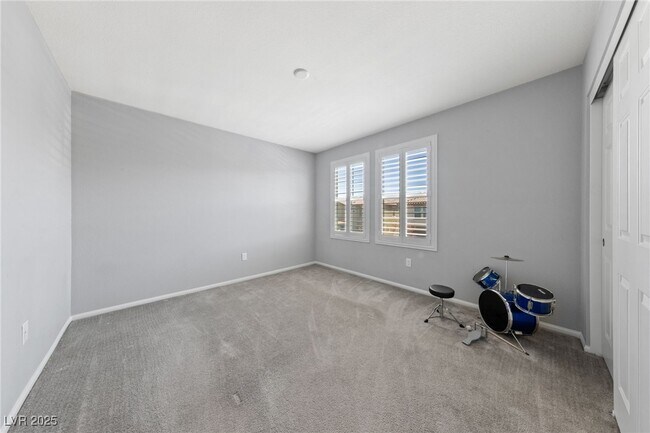 Building Photo - 3854 E Stadium Ave