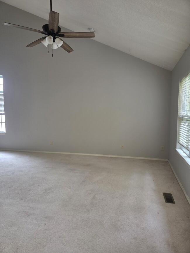 Living/dining - 2120 S Azalea Ln