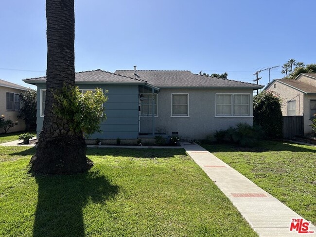 Building Photo - 2929 Westwood Blvd