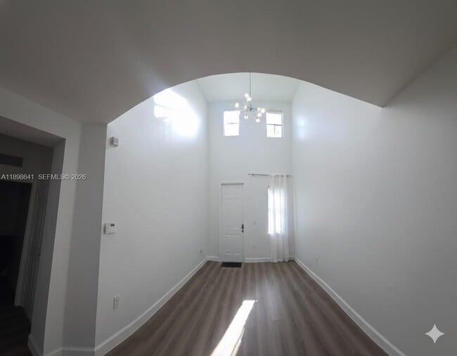 Building Photo - 7406 NW 108th Path