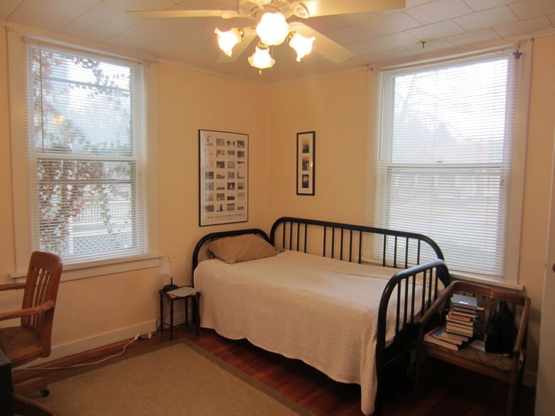 Downstairs Bedroom - 1537 New Hampshire St