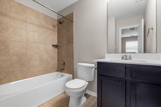 Building Photo - 163 Wainscot Oak Wy