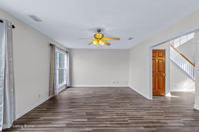 Building Photo - 5001 Middlesex Dr