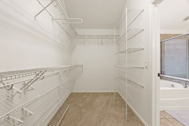 Building Photo - 19914 Sagebrush Cove