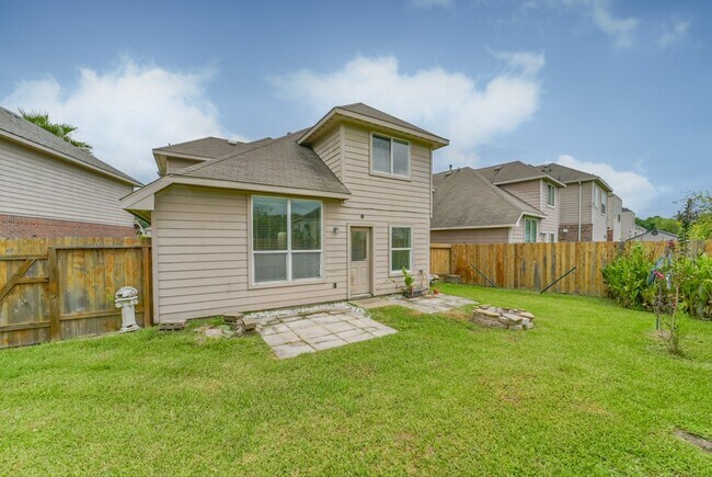 Building Photo - 9334 Valley Tree Ln