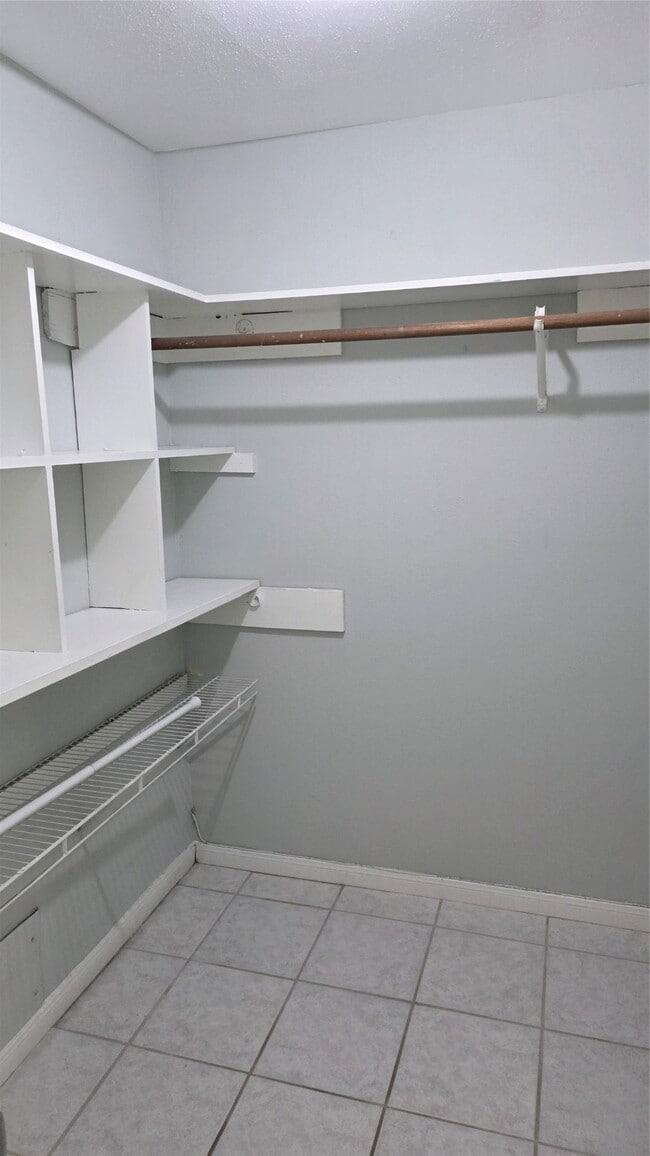 Building Photo - 3607 Timber Rock Ct