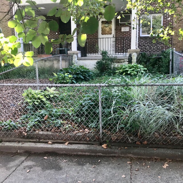 Front - 1010 Edgemore Rd