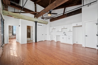 Building Photo - 2547 N Hancock St