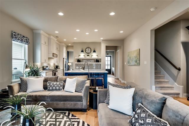 Building Photo - 3828 Killian Ct