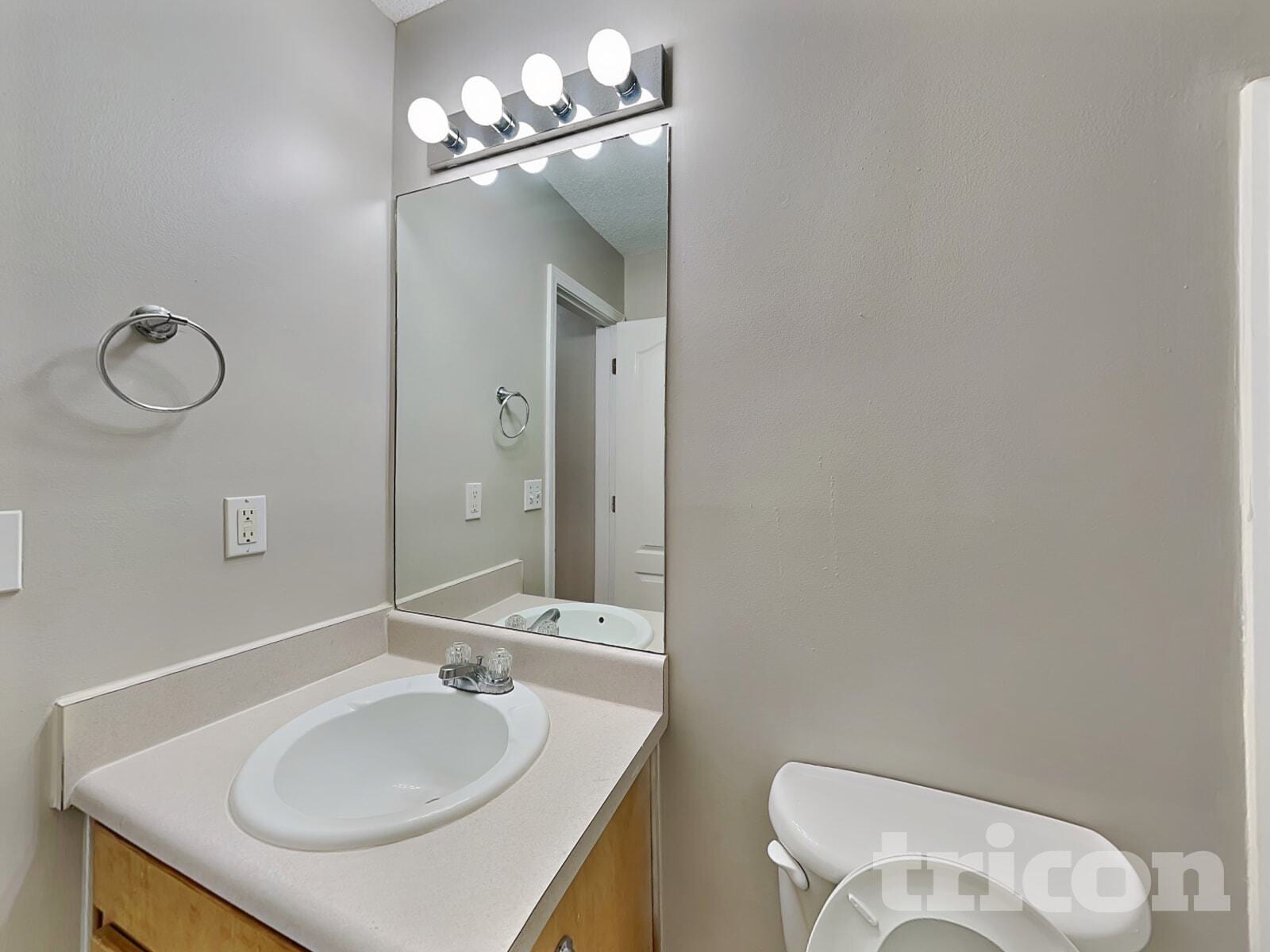 Building Photo - 10162 Commons Way