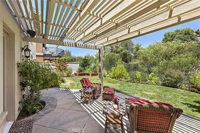 Building Photo - 48 Downfield Way