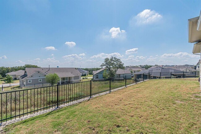 Building Photo - 112 Diving Crst Cv