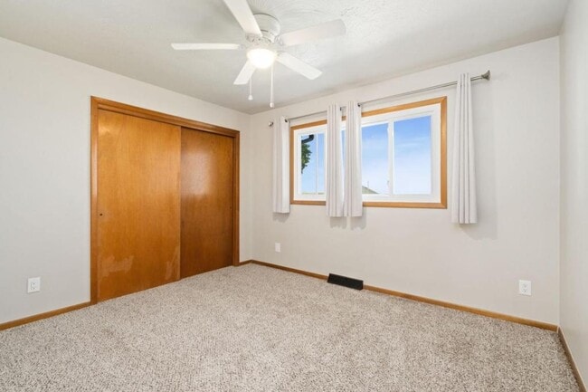 Building Photo - 3041 Co Rd 46